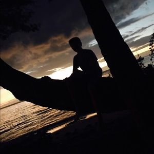 Meet your Posher, Cameron